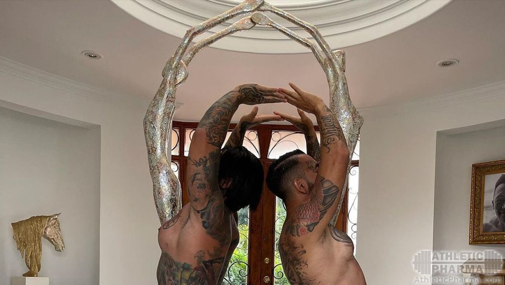 Еферсон Коссио и Хоан Лопес позируют для фото