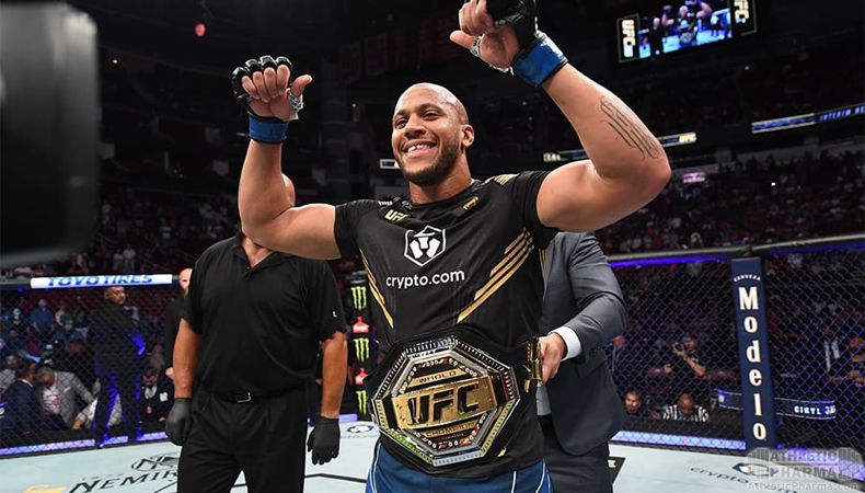 Сирил Ган выигрывает чемпионский пояс