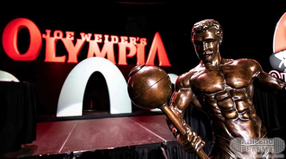 Логотип и кубок Олимпия Уикенд