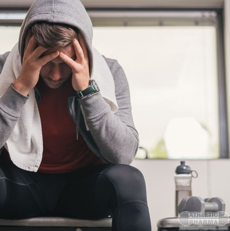 Нервничает по мелочам