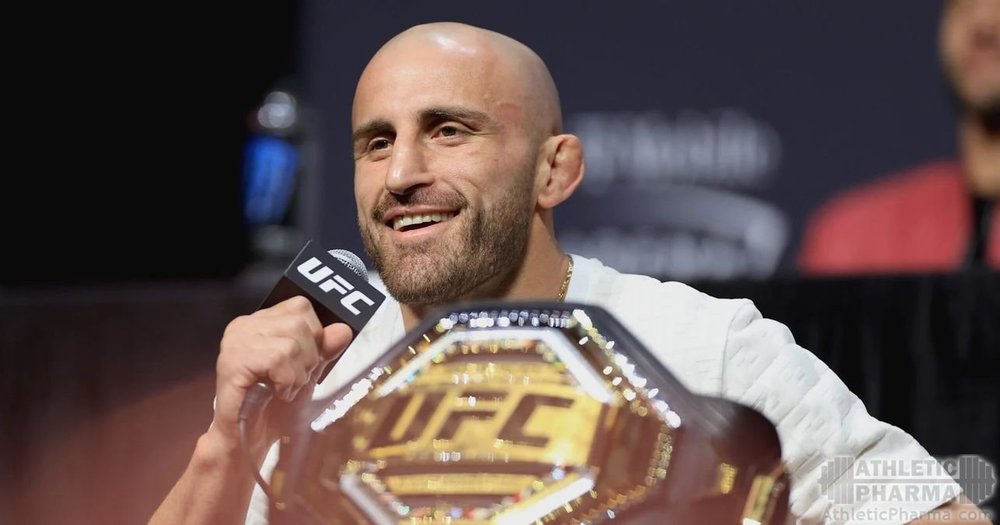 Чемпион UFC Александр "Волк" Волкановски