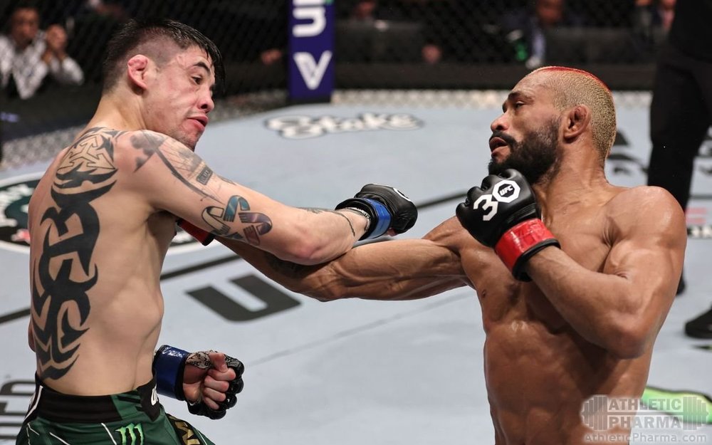 Бой Фигередо против Морено 4