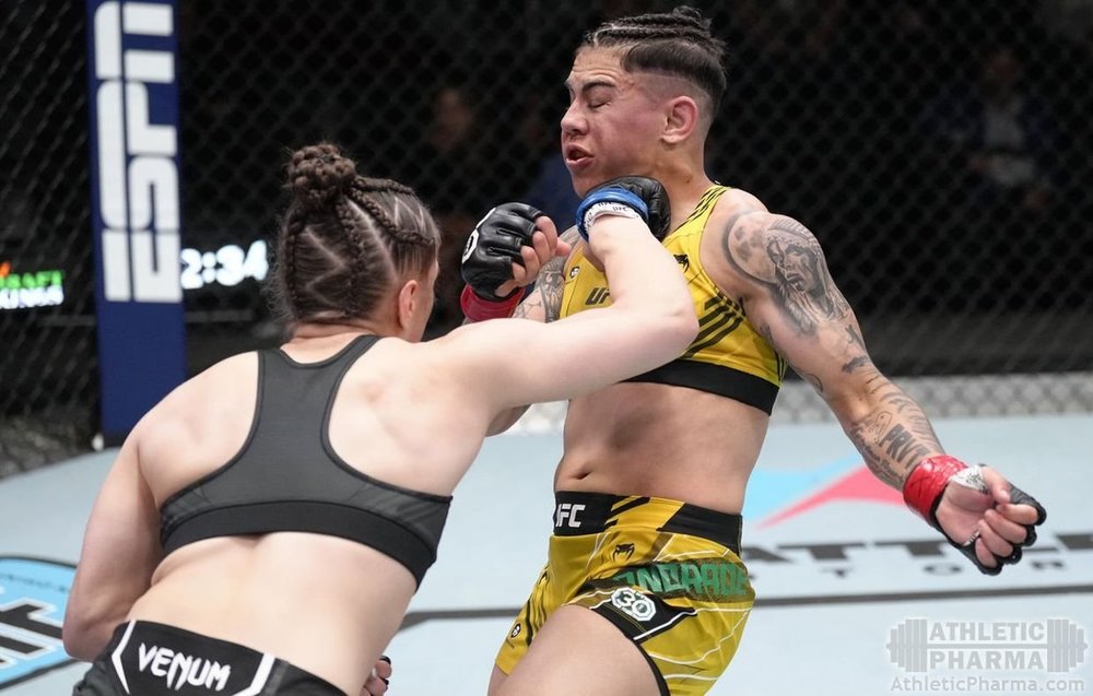 Бой вечера на UFC Fight Night 219