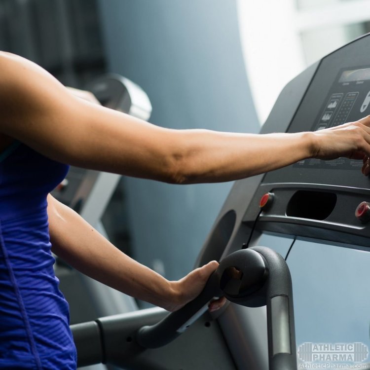 Упражнение на кардио-тренажере